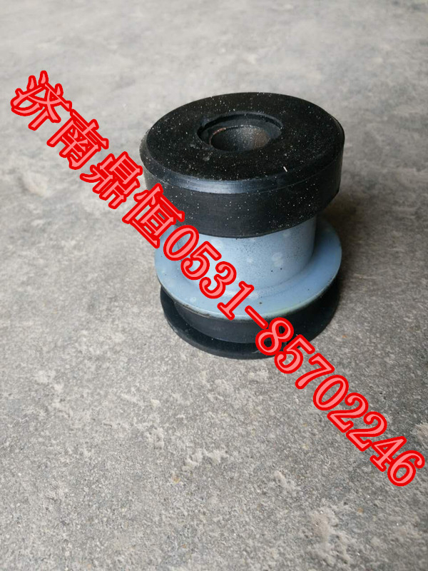 1001025A263,解放翻转轴衬套,济南鼎恒重型汽车配件有限公司
