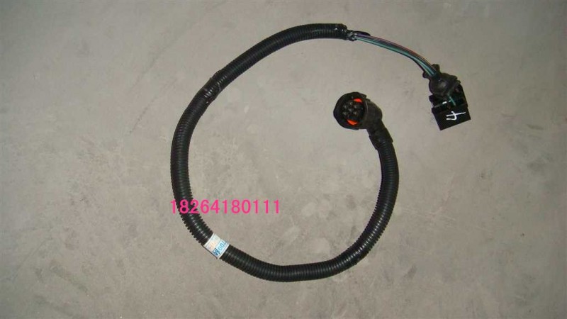 AZ9725770065,左组合后灯电线束,济南百思特驾驶室车身焊接厂
