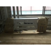 汕德卡C7H保險(xiǎn)杠總成