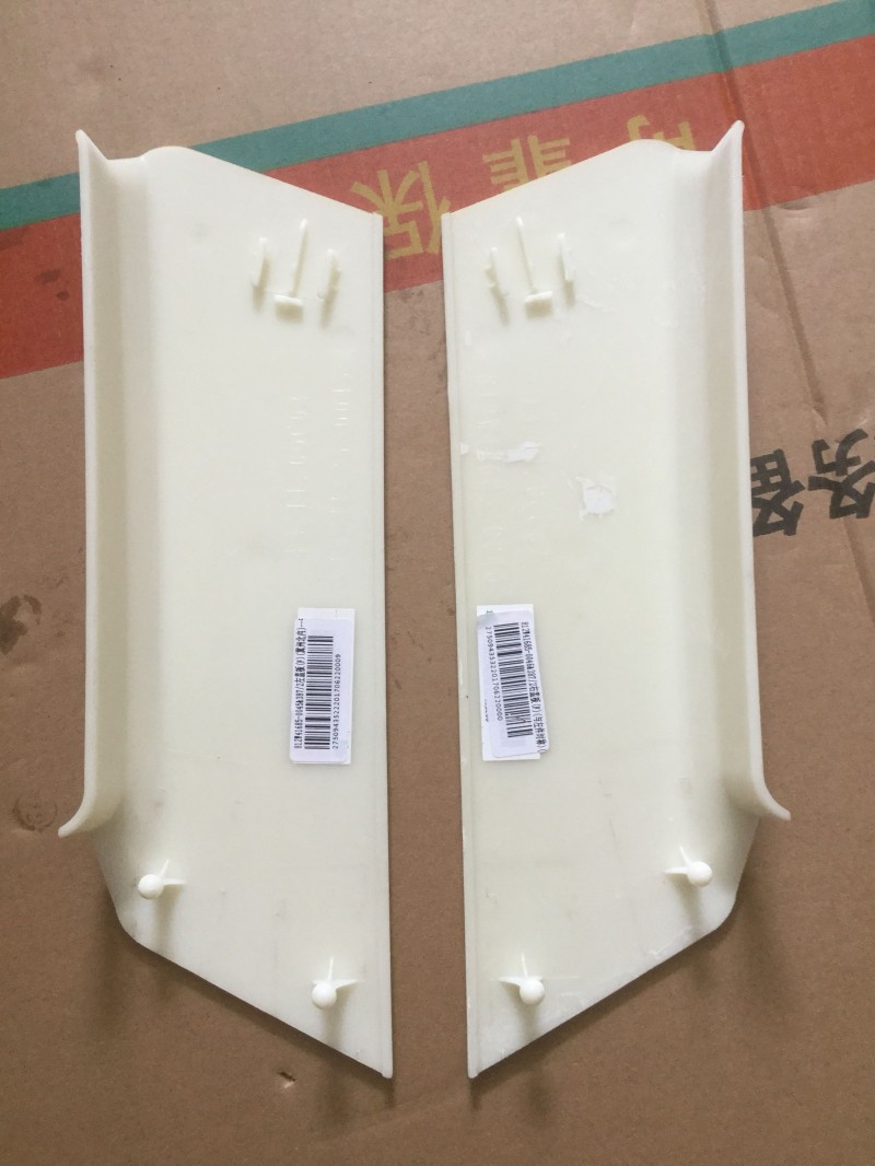 812W41685-0045     812W41685-0046,汕德卡C7H左 右盖板,济南冠泽卡车配件营销中心