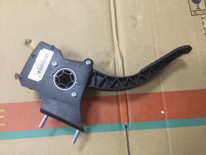 WG9312570010,电子油门加速踏板总成,济南冠泽卡车配件营销中心