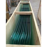 供应豪沃前挡风玻璃WG1642710001 重汽发动机配件