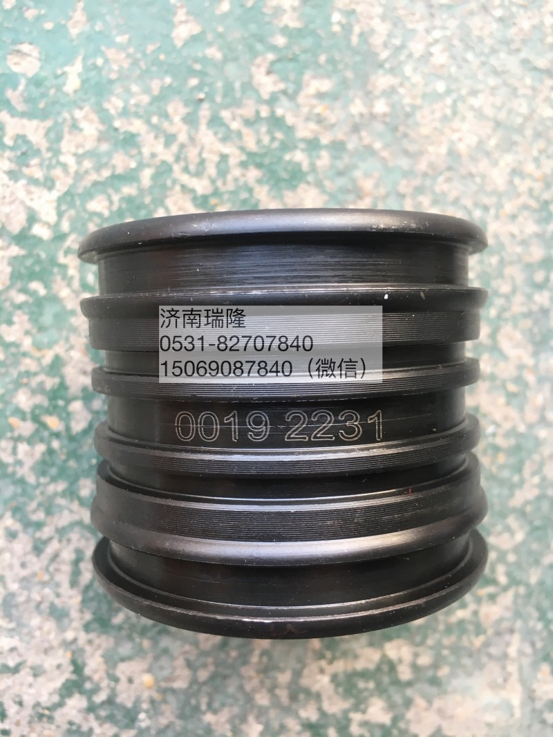 611600060019,进水管接头,济南瑞隆工贸重卡动力专营