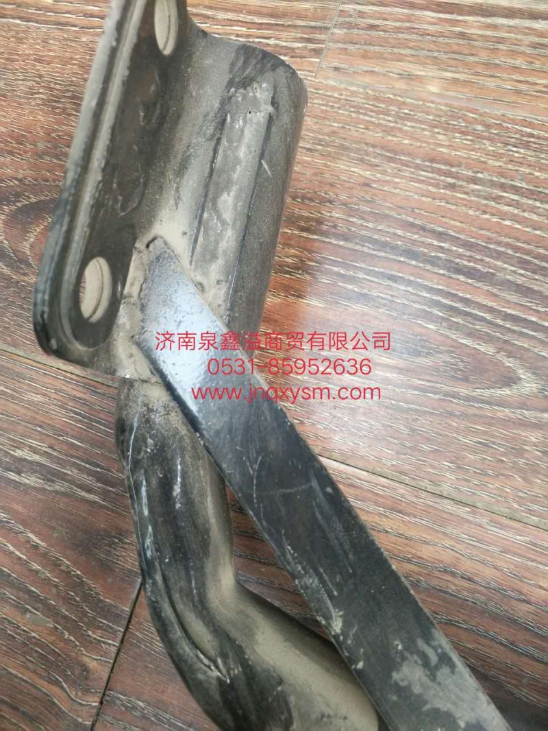 100351300009,驻车储气筒固定支架总成,济南泉鑫溢商贸有限公司