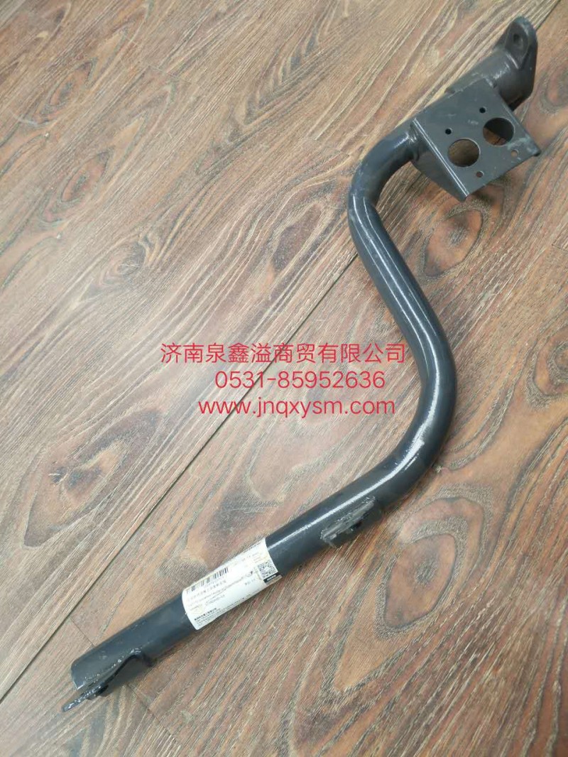 100510300525,左前轮挡泥板上安装杆总成,济南泉鑫溢商贸有限公司