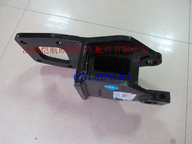 R2921035-SZ052B,前簧前支架,济南恺航欧曼汽车配件有限公司