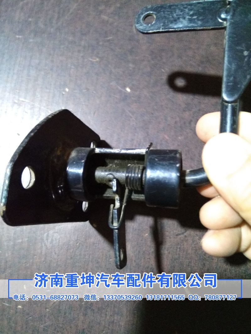 CA151,油门支架,济南重坤汽车配件有限公司