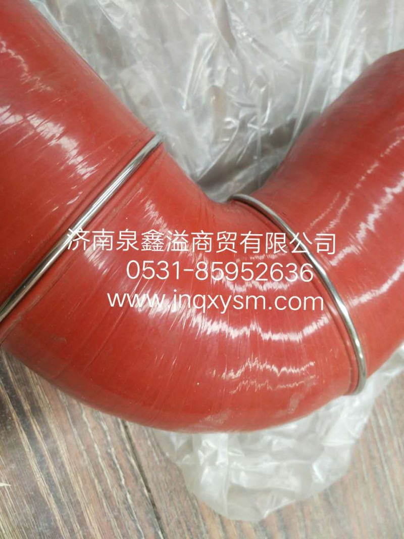 1000111900197,中冷出气管总成,济南泉鑫溢商贸有限公司