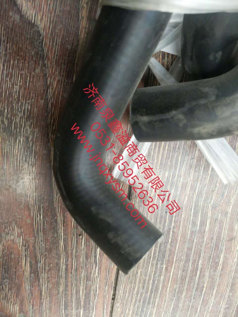 100130300267,连接水管,济南泉鑫溢商贸有限公司