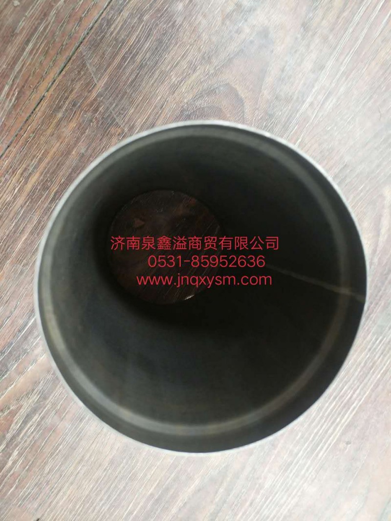 100111900137,中冷出气管III,济南泉鑫溢商贸有限公司
