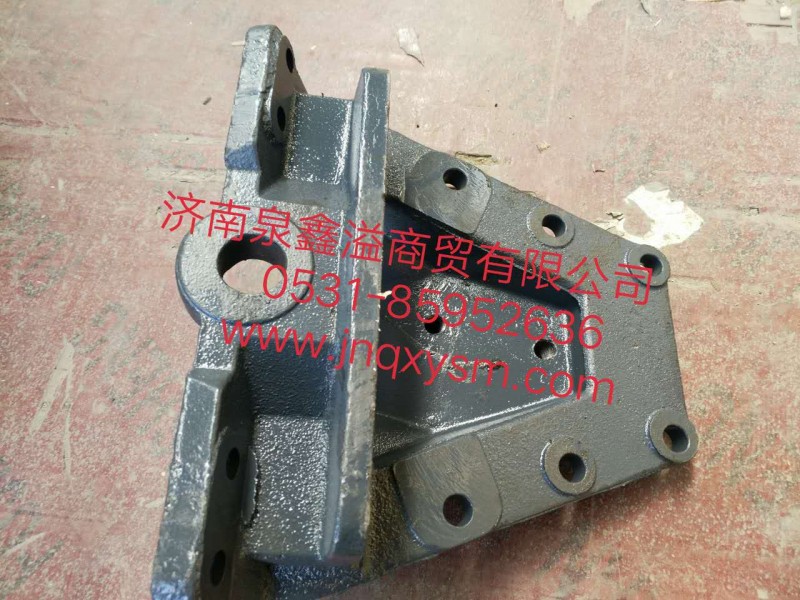 100290300002,前板簧后支架,济南泉鑫溢商贸有限公司
