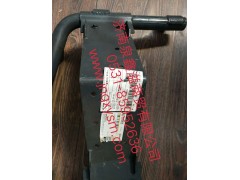 100510300917,右前轮挡泥板安装杆,济南泉鑫溢商贸有限公司