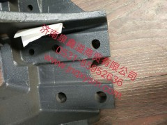 100280104935,车架右前铸件,济南泉鑫溢商贸有限公司