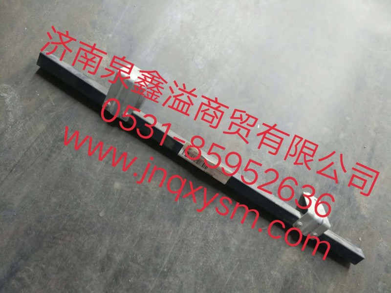 100610100009,右车门后下玻璃导轨总成,济南泉鑫溢商贸有限公司