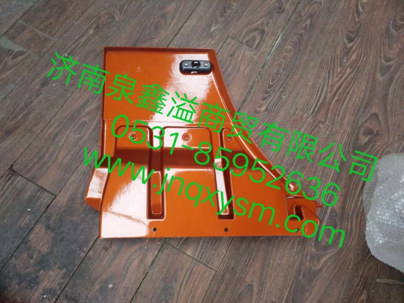 100610100004,左车门下装饰板总成,济南泉鑫溢商贸有限公司