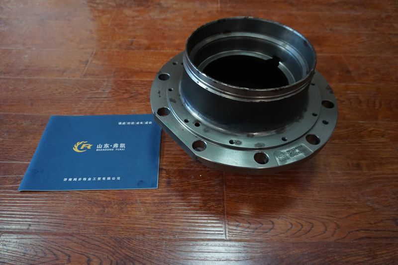 99112340009,原厂后轮毂 Rear hub,山东弗凯车桥重卡零部件制造有限公司