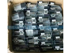 ,豪沃室内顶灯,济南大昌驾驶室车架事故车配件