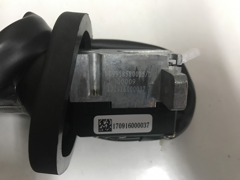 WG9918580015,A7左组合开关,济南驰南原厂电器