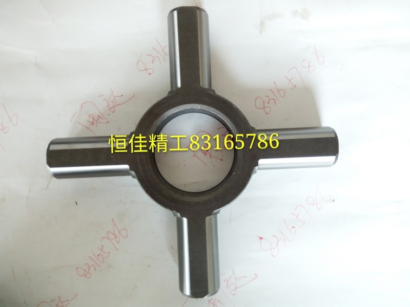 2703061-31,十字轴,济南恒佳精工汽车零部件有限公司