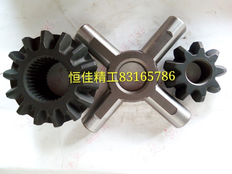 QDT2402N-331,十字轴,济南恒佳精工汽车零部件有限公司