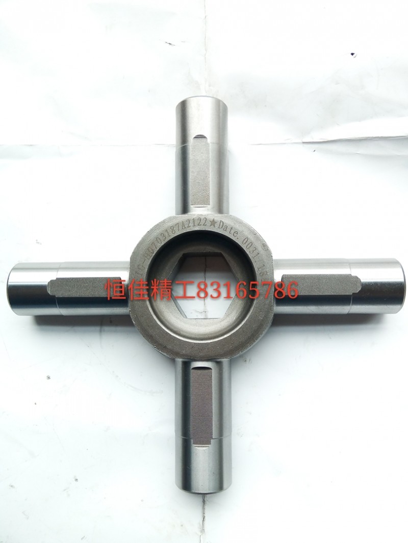 AC16后桥十字轴0031图1