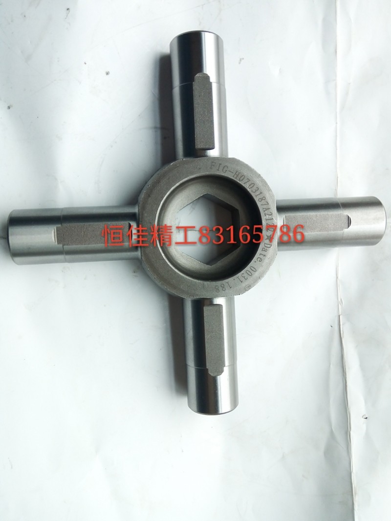 AC16后桥十字轴0031图2