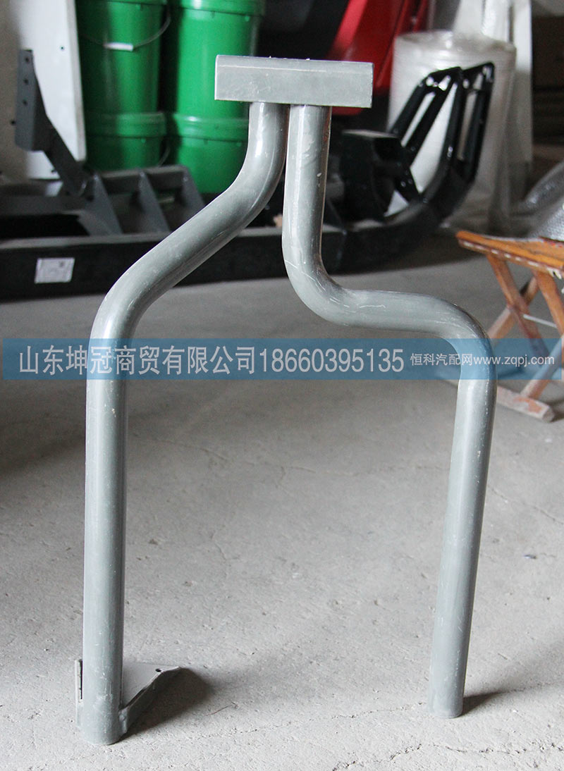 WG9325939275,前轴右支架总成,山东坤冠商贸有限公司