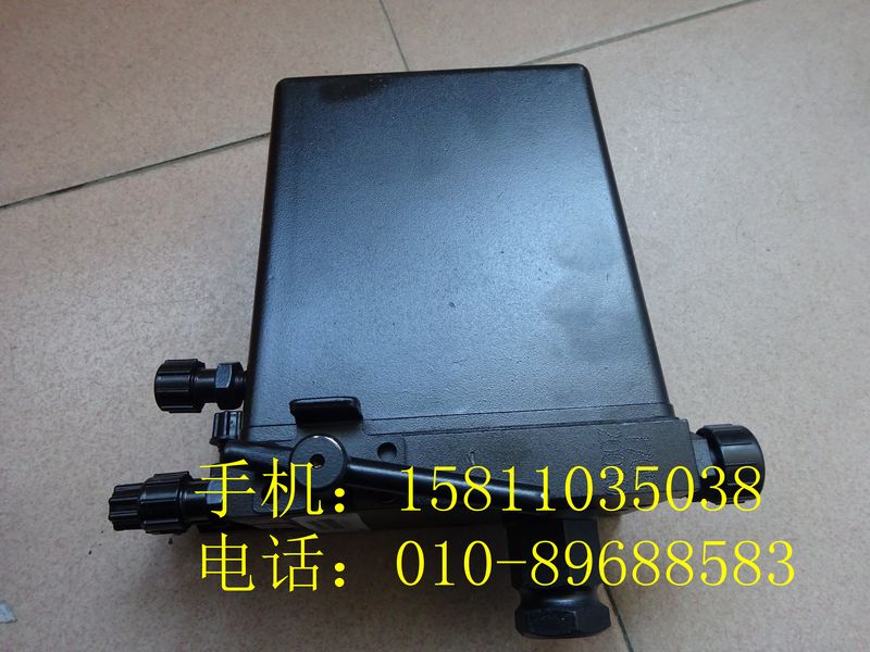 H4504020104A0,驾驶室举升泵手动,北京远大欧曼汽车配件有限公司