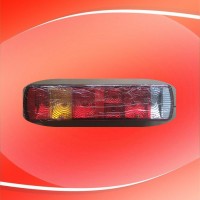 供应重汽发动机配件 WG9719810001左组合后灯