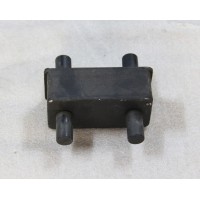 WG9925530064  散熱器支撐塊