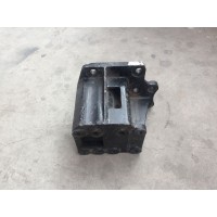 德龍F(tuán)3000漢德車橋方向機支架DZ9100470220