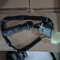 斯太尔豪沃WG9130583017款组合开关strw