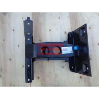 H4845010014A0右下脚踏板支架总成