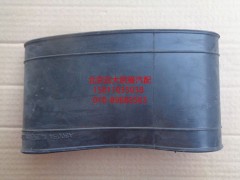 1425311921104,空滤器出气管接管,北京远大欧曼汽车配件有限公司