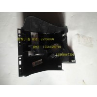 汕德卡C7H Z左中護板總成812W61701-0271