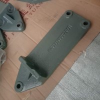 凯尔特 豪沃 WG9731500020/1 发动机支架