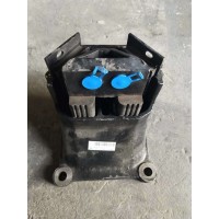 原廠70礦曼發(fā)動機(jī)前后支承