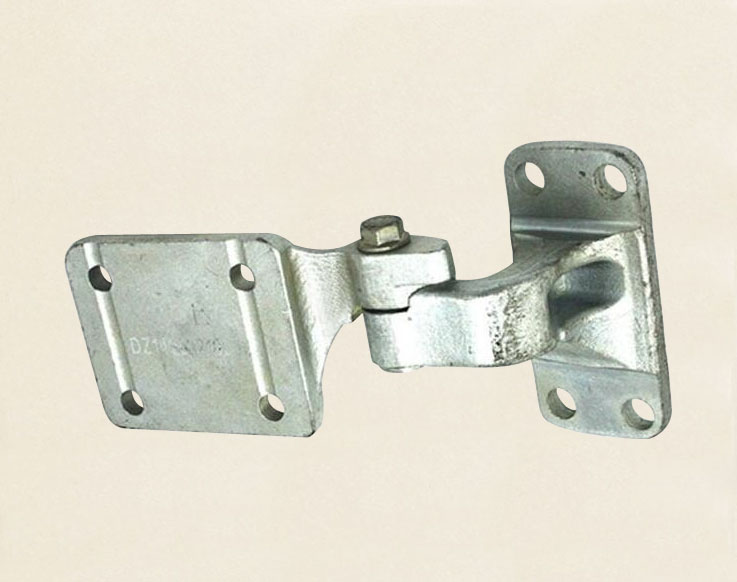 DZ14251210100,Left door lower hinge assembly,济南向前汽车配件有限公司