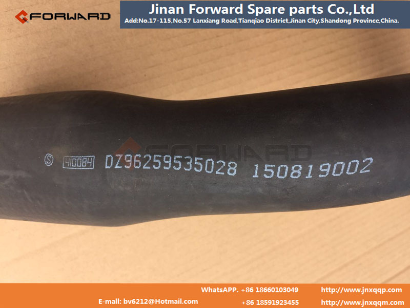 DZ96259535028,Radiator outlet hose,济南向前汽车配件有限公司