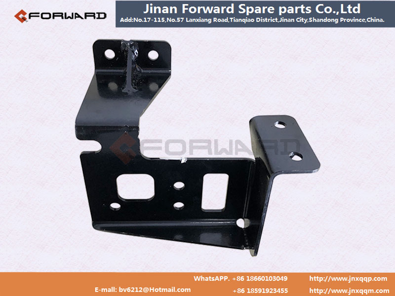 DZ97259820185,Oil pump bracket,济南向前汽车配件有限公司