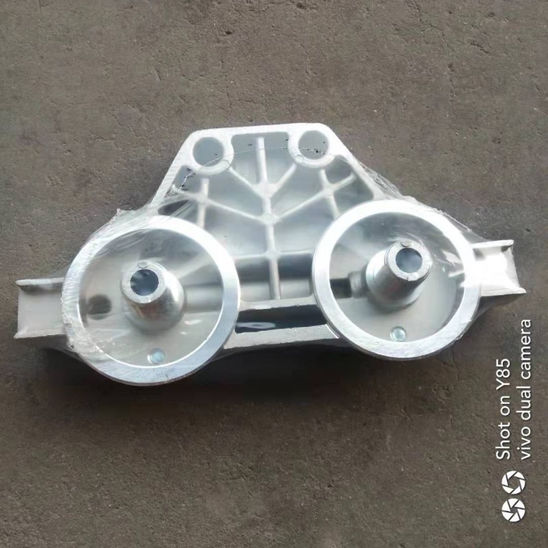 老款柴滤座81334