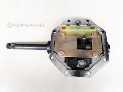 6J80T-1703015-4,Gearbox cap,济南向前汽车配件有限公司