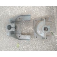 AZ9112520425后簧后支架