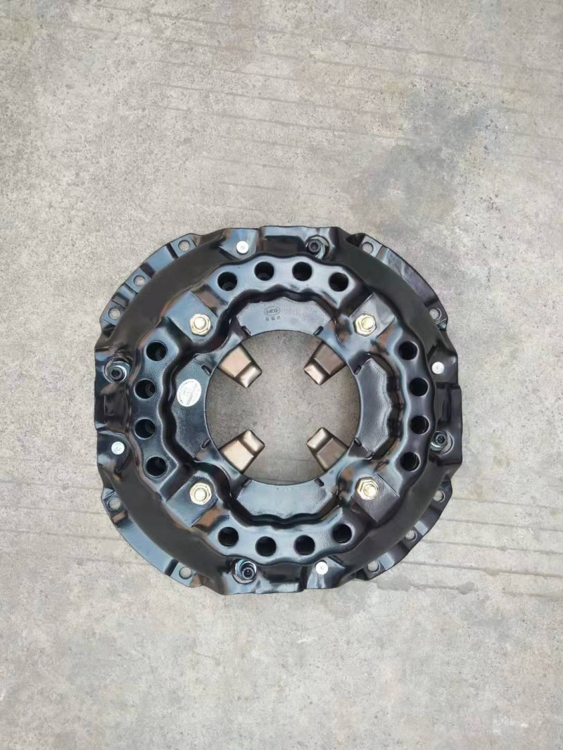 EQ140-1,压盘总成,济南虎符离合器有限公司
