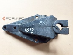 DZ9118521013,Front spring back bracket,济南向前汽车配件有限公司