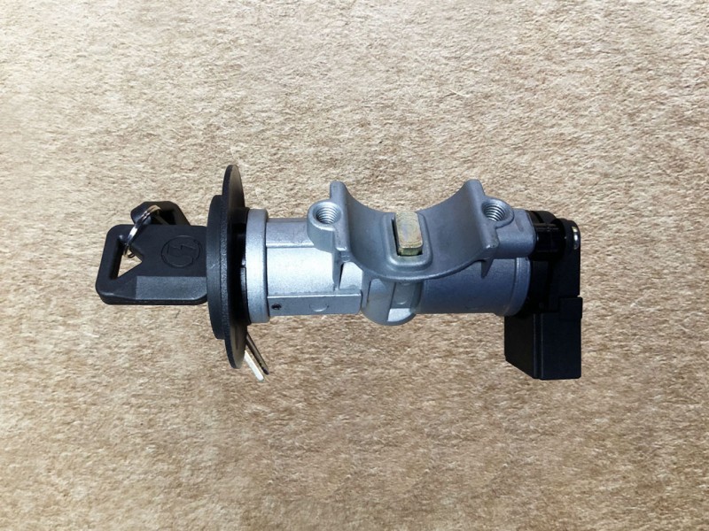 DZ96189460553,M3000点火开关新Ignition switch new,济南向前汽车配件有限公司