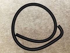 DZ95189470200,带纤维夹层的橡胶软管(成形)Rubber hose with fiber sandwich,济南向前汽车配件有限公司