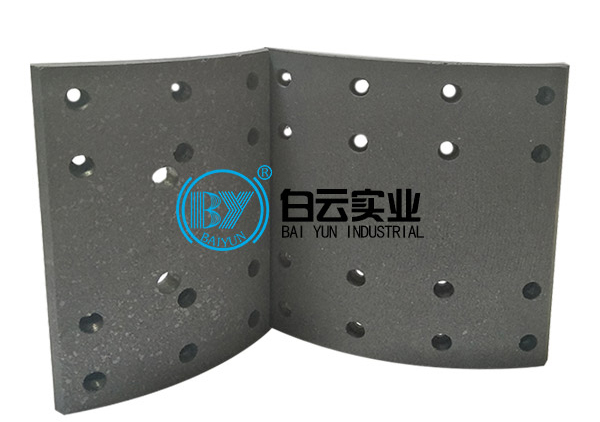 奥威后刹车片2