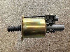 DZ98149230090,离合器分泵，Clutch distributor L3000,济南向前汽车配件有限公司
