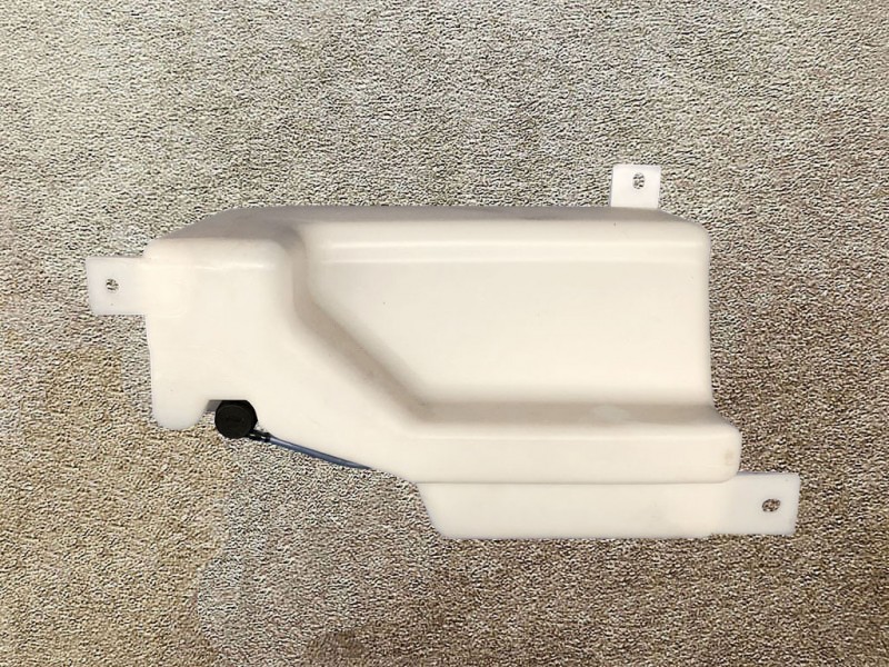 DZ14251740046,洗涤液壶总成Washing liquid pot,济南向前汽车配件有限公司